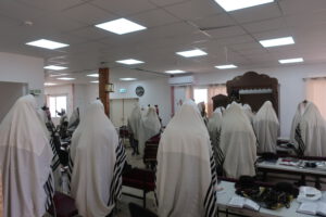 בית מדרש תולדות אברהם יצחק הר יונה